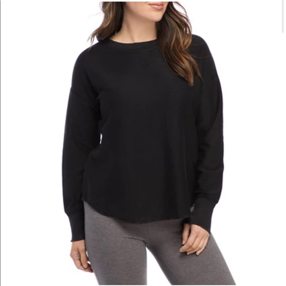 Wonderly Tops - Wonderly Studio Women's Long Sleeve Round Hem Terry T-Shirt